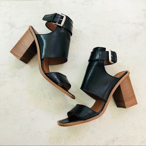 Topshop Radio Cut-Away Sandals